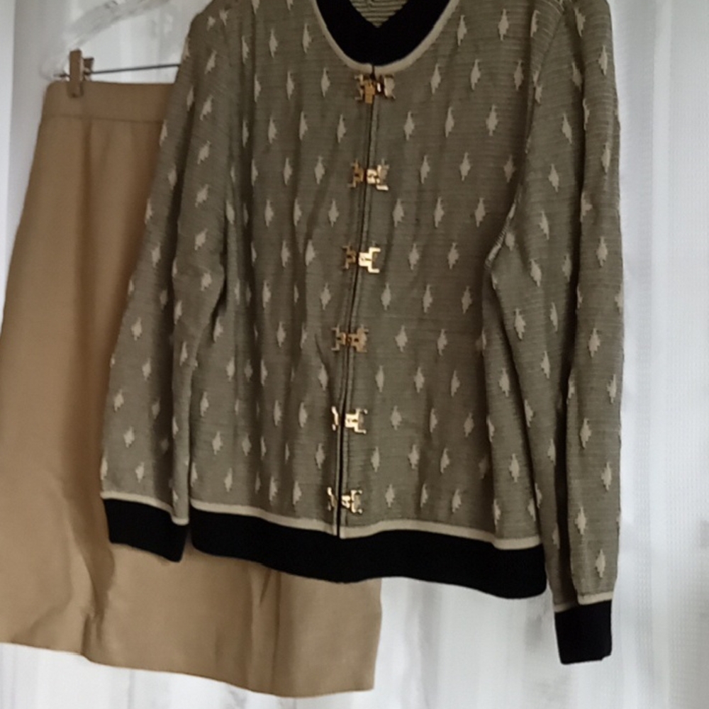 St. John Black and Cream Knit Ensemble